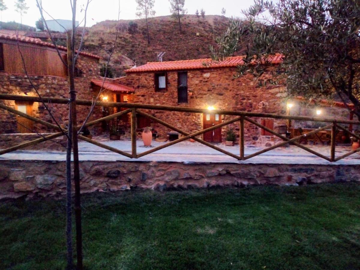 Refugio Do Raposo/Casa Deneb Villa Montes da Senhora Exterior foto