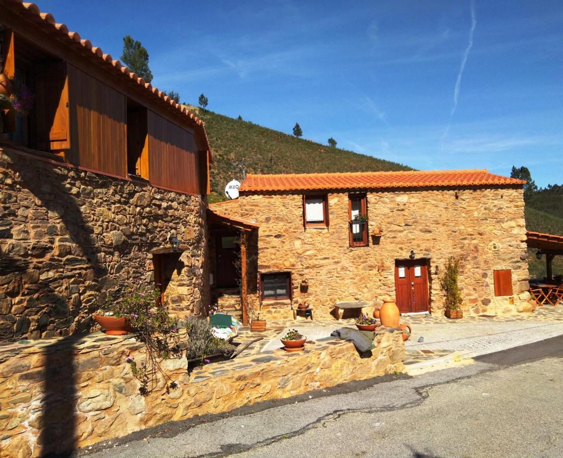 Refugio Do Raposo/Casa Deneb Villa Montes da Senhora Exterior foto